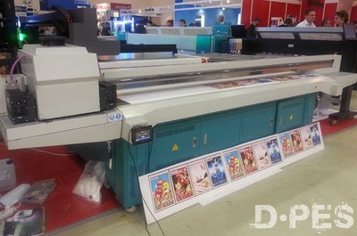 极限最新系列喷绘机 闪耀第21届俄罗斯广告标牌展的写真利器